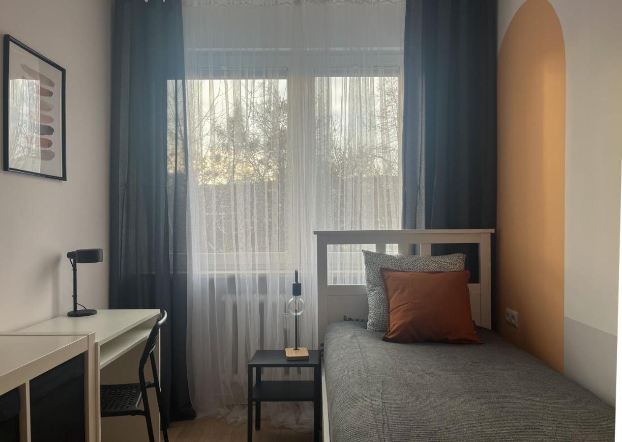 Shape&Color Premium Hostel Варшава Екстериор снимка
