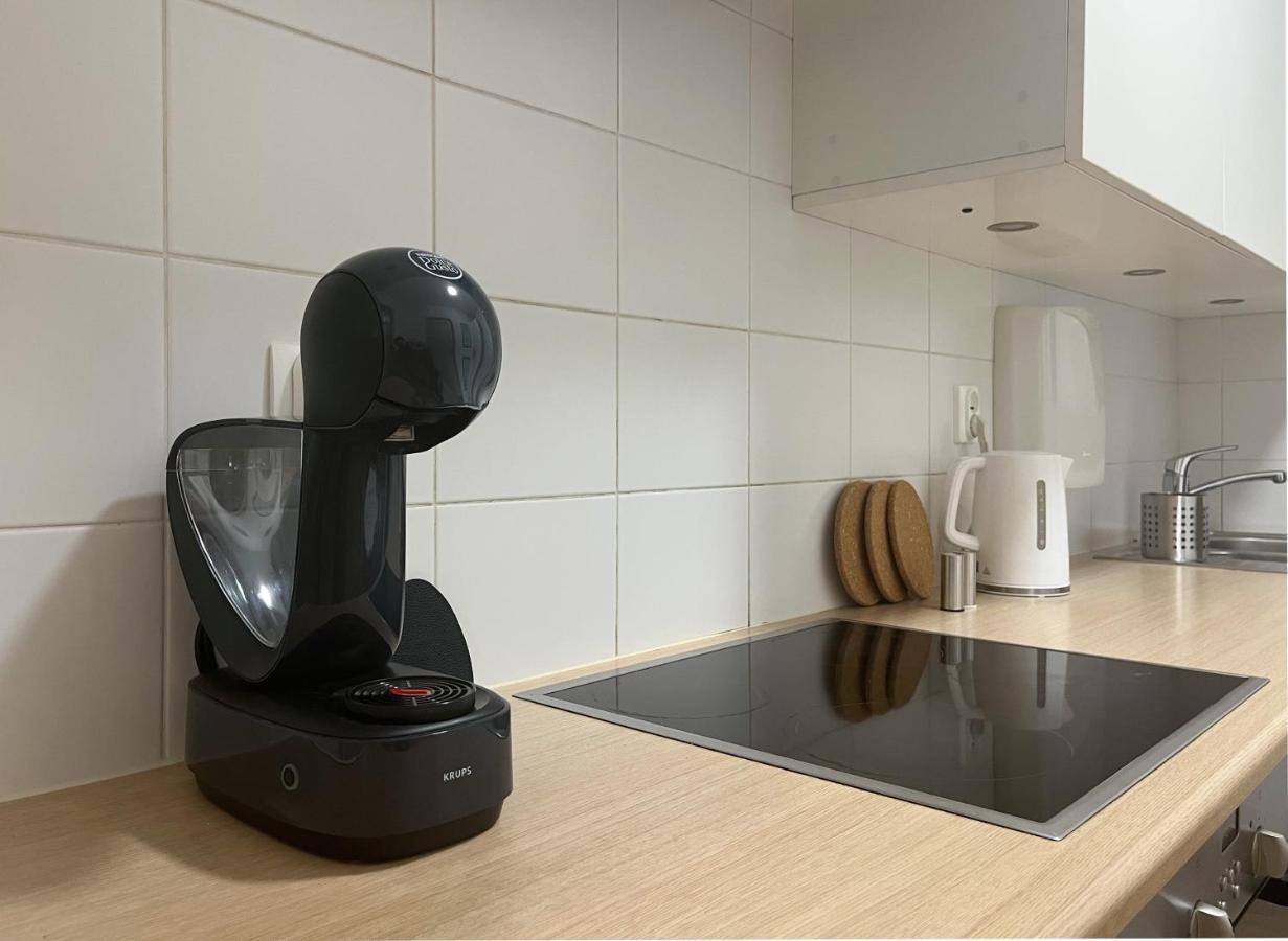 Shape&Color Premium Hostel Варшава Екстериор снимка